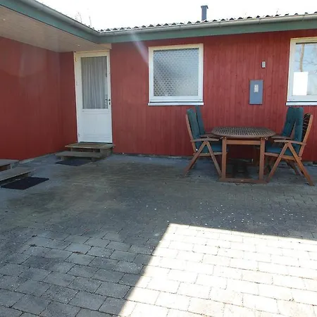 Two-bedroom Holiday With A Fireplace 09 *