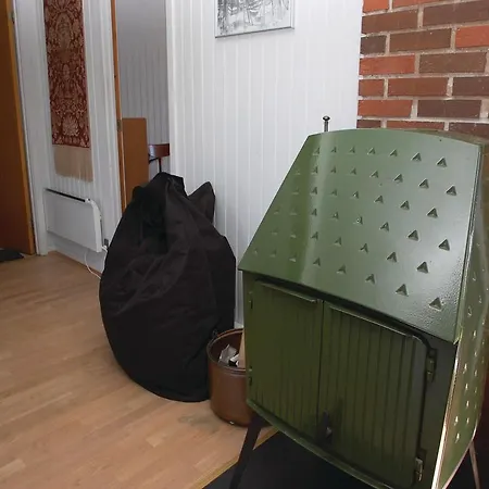 Semesterbostad Two-bedroom Holiday With A Fireplace 09 Hejls
